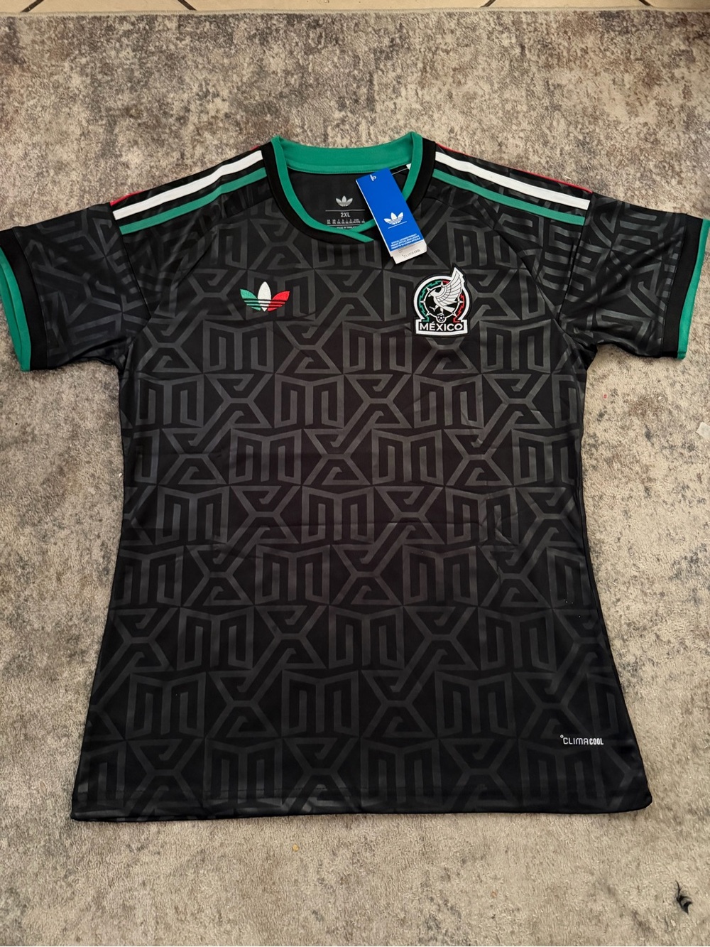 Mexico women’s black jersey 2026 World Cup players de mujer Read description!!
